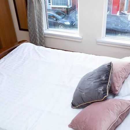 Cheerful 2 Bedroom House In The Heart Of بلفاست المظهر الخارجي الصورة