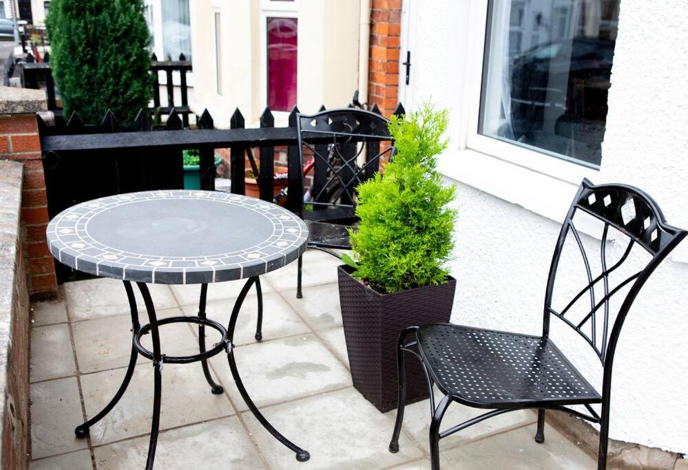 Cheerful 2 Bedroom House In The Heart Of بلفاست المظهر الخارجي الصورة